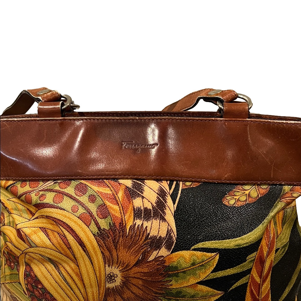 Salvatore Ferragamo Black Jungle Print Shoulder Bag - Picture 12 of 17